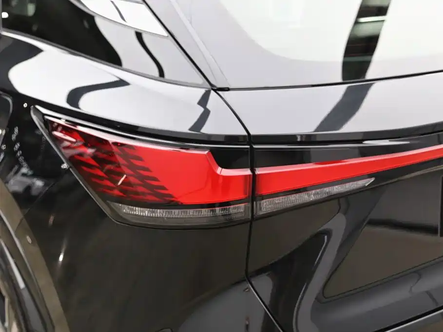 Lexus RX — миниатюра 28