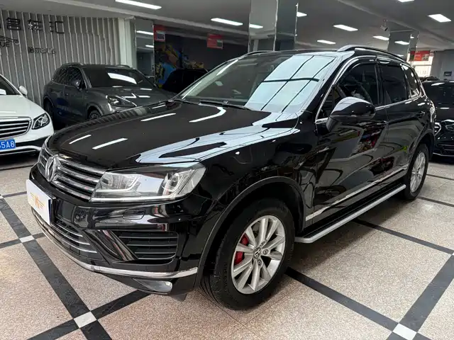 volkswagen touareg