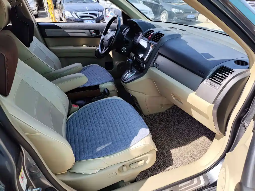 Honda CR-V — миниатюра 6