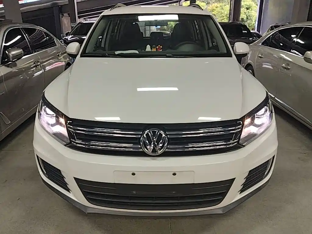 Volkswagen Tiguan — миниатюра 3
