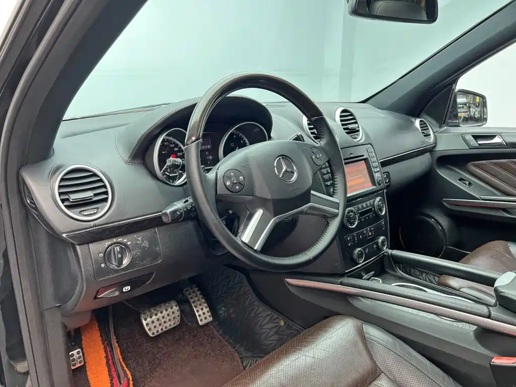 Mercedes-Benz GL-Class — миниатюра 13