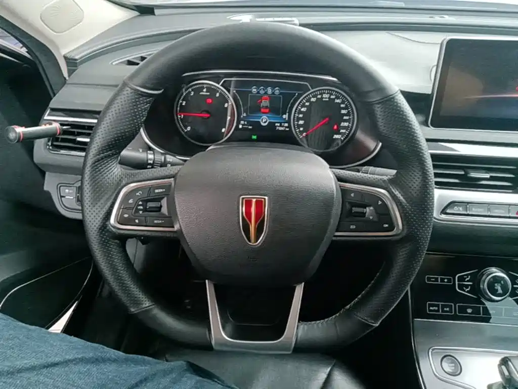 Hongqi Hongqi H5 — миниатюра 11