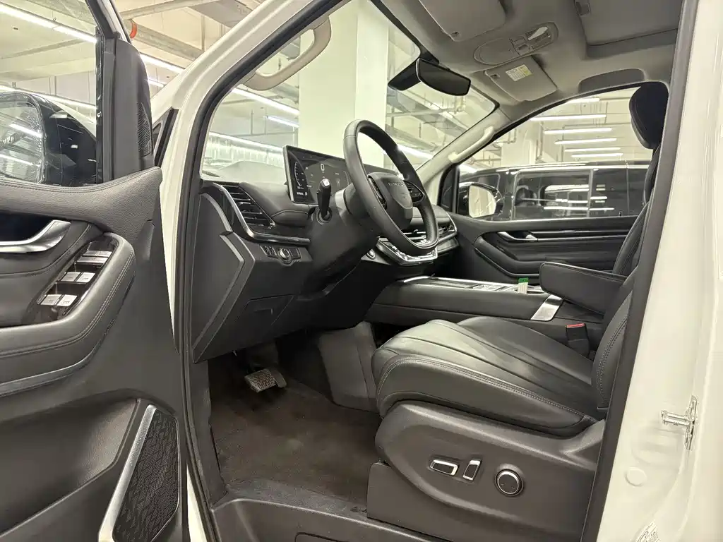 SAIC MAXUS CHASE G10