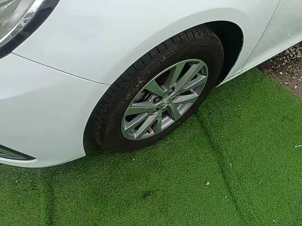 Chevrolet Malibu — миниатюра 23