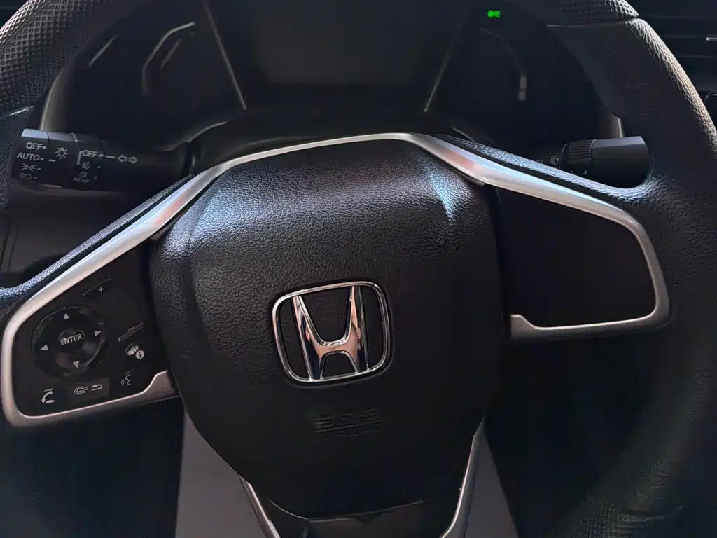 Honda Civic — миниатюра 13