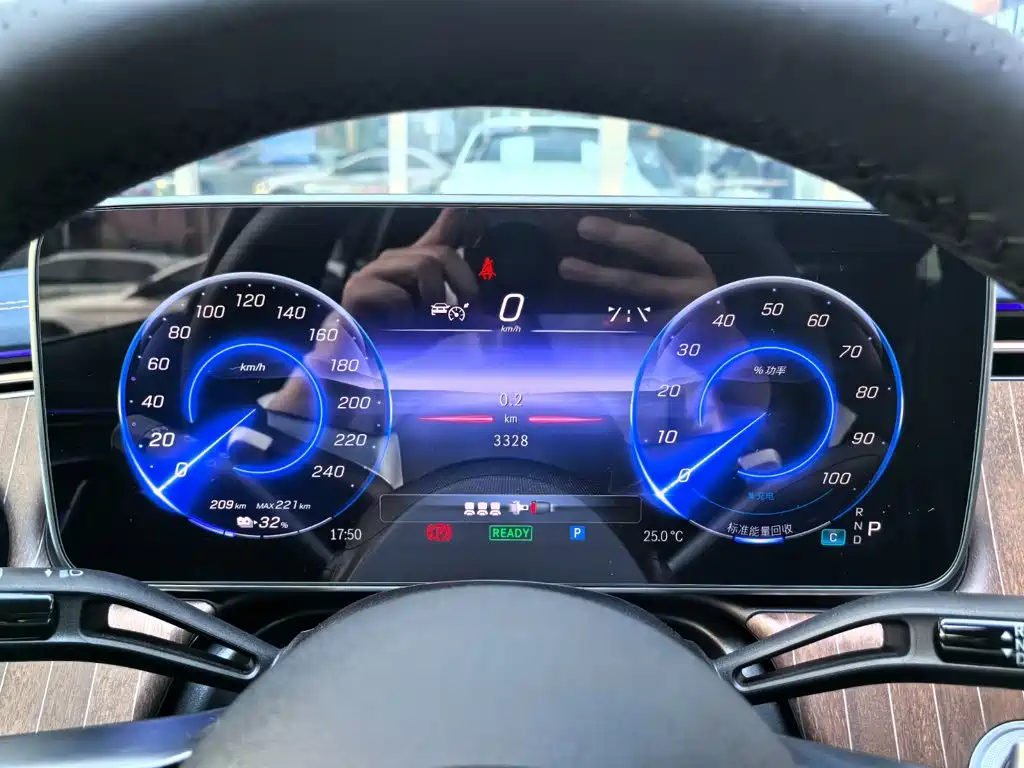 Mercedes-Benz EQE — миниатюра 8
