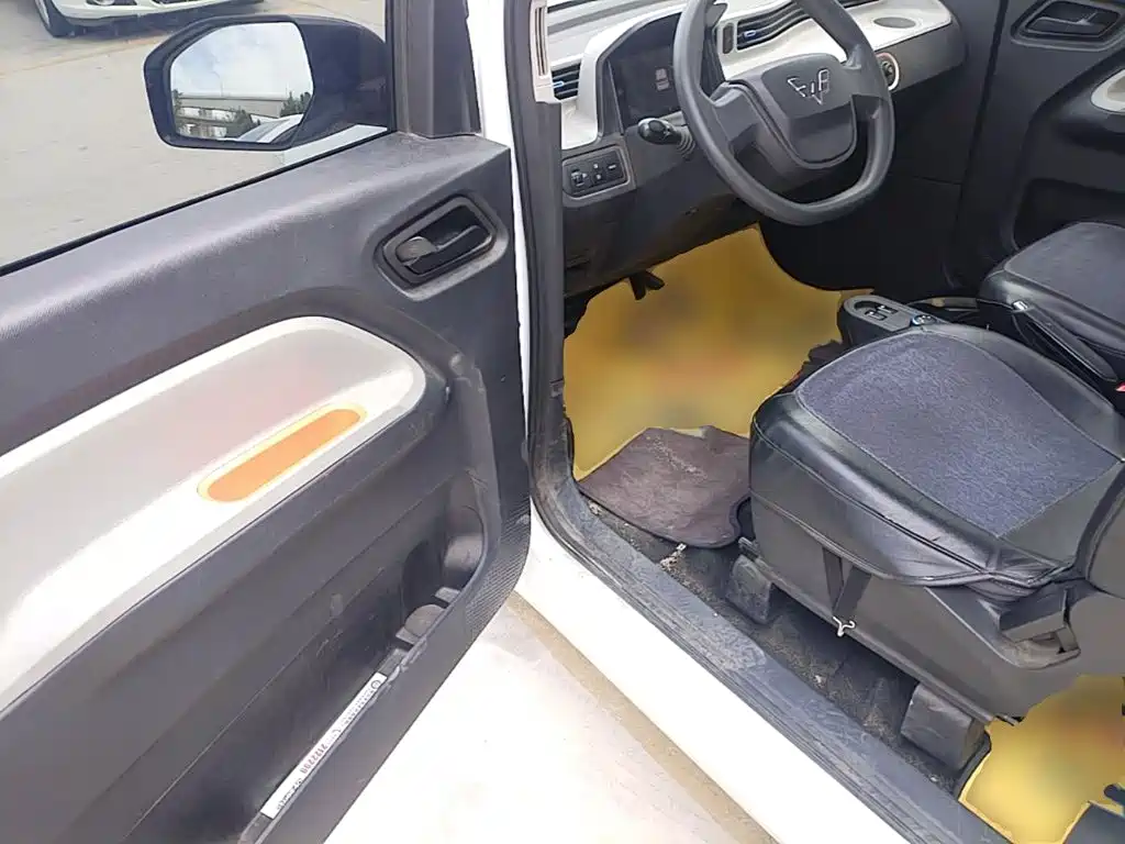 Wuling MINIEV — миниатюра 16