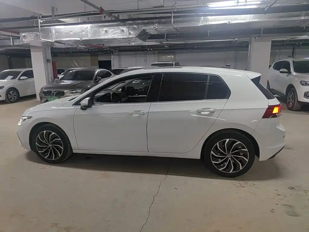 Volkswagen Golf — миниатюра 4