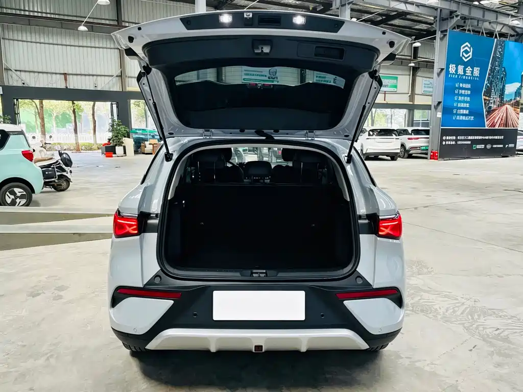 BYD Yuan Plus — миниатюра 7