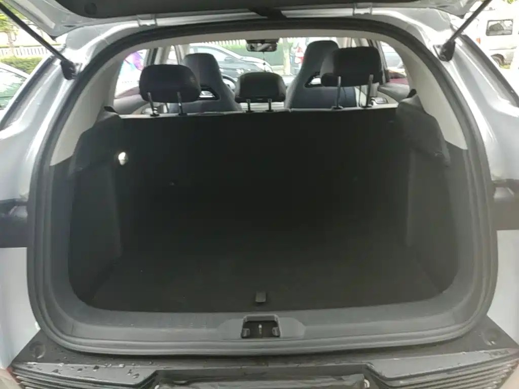 BYD Yuan Plus — миниатюра 19