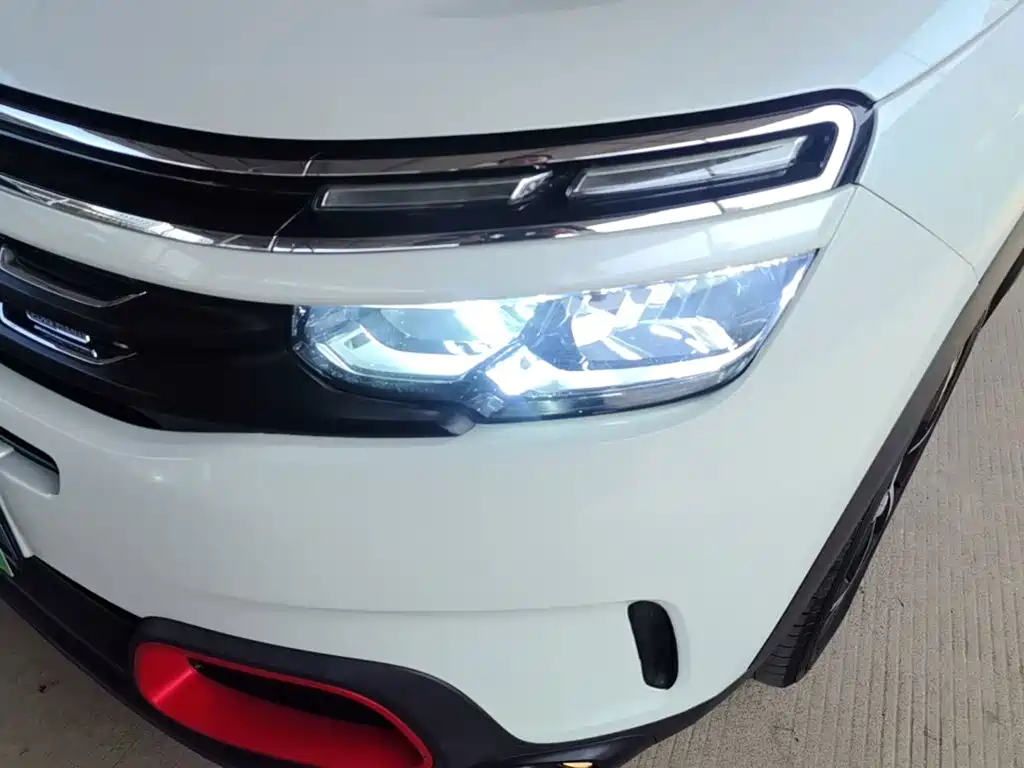 Citroen C5 AIRCROSS — миниатюра 24