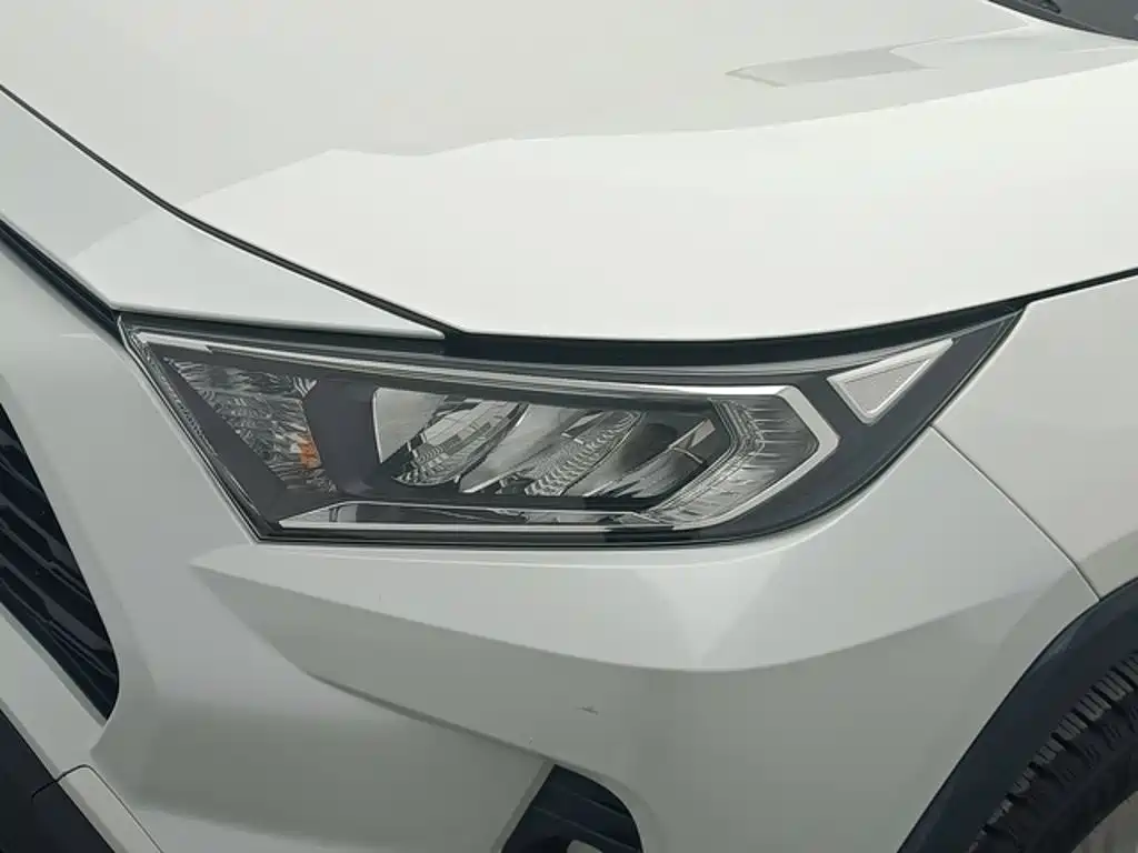 Toyota RAV4 — миниатюра 14
