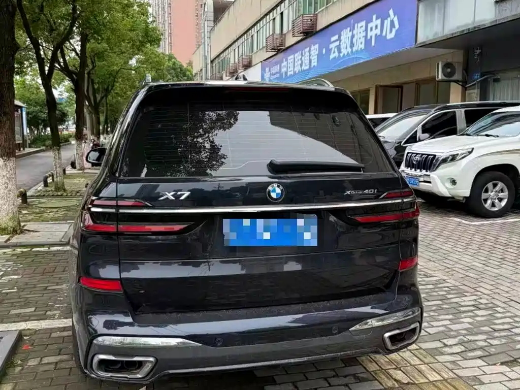BMW X7 2024 xDrive40i Premium M Sport