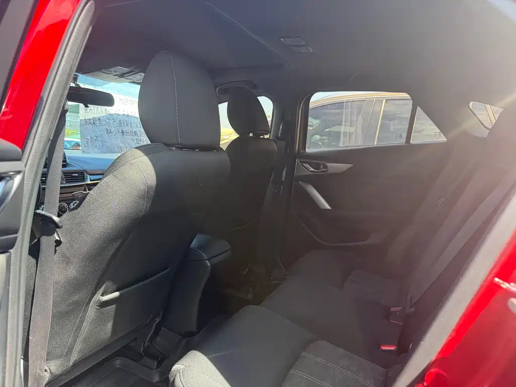 Mazda CX-4 — миниатюра 9