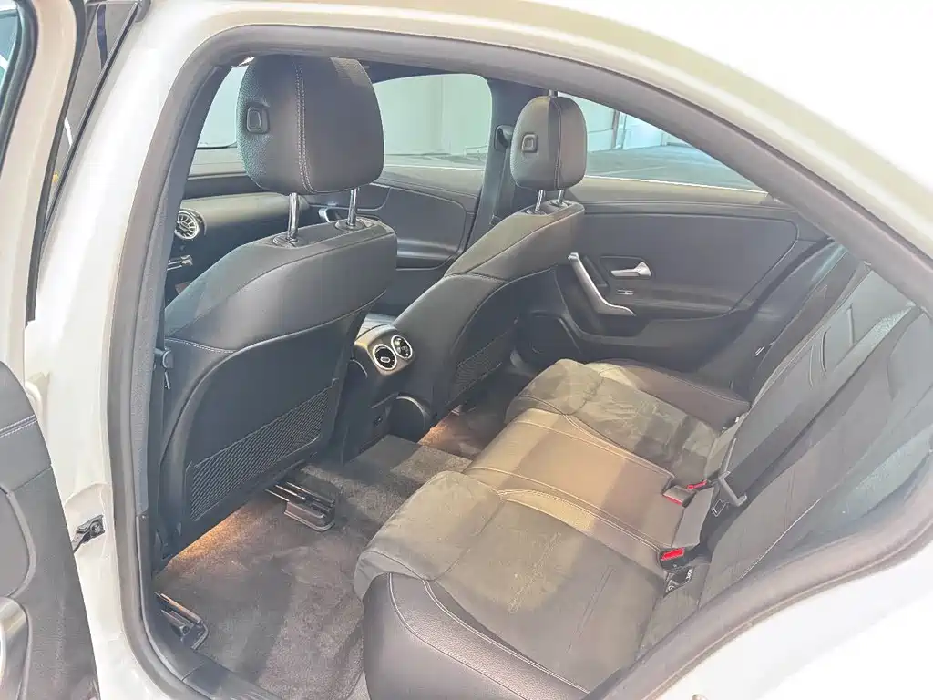 MERCEDES-BENZ A CLASS