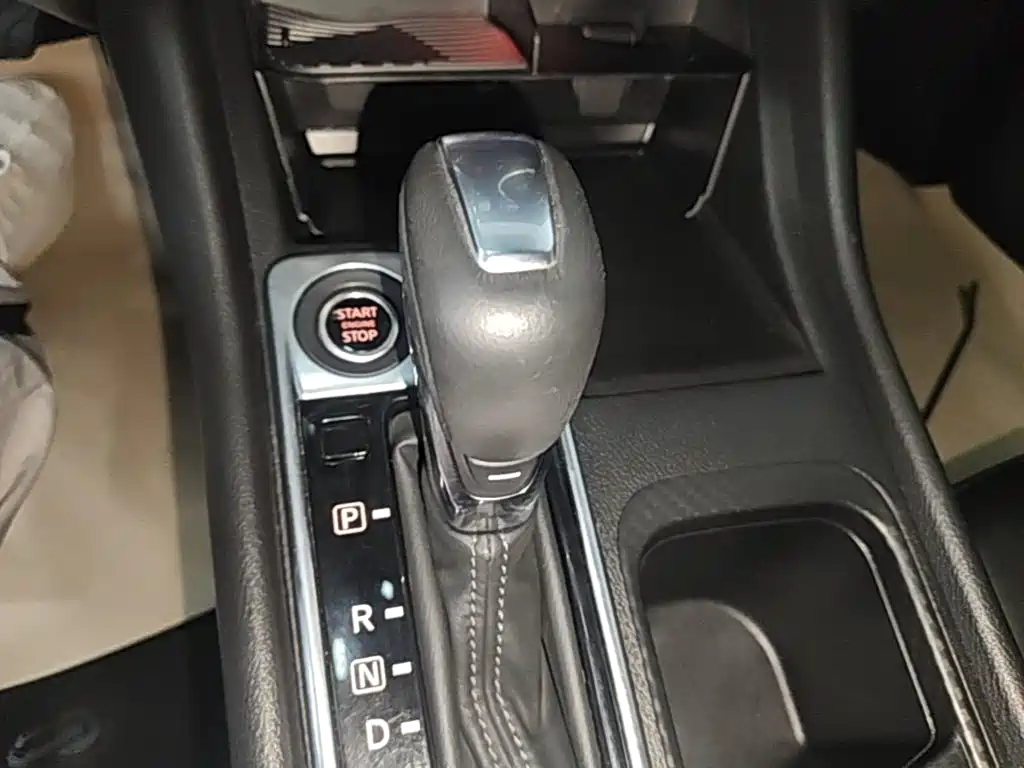 Nissan Sylphy — миниатюра 10