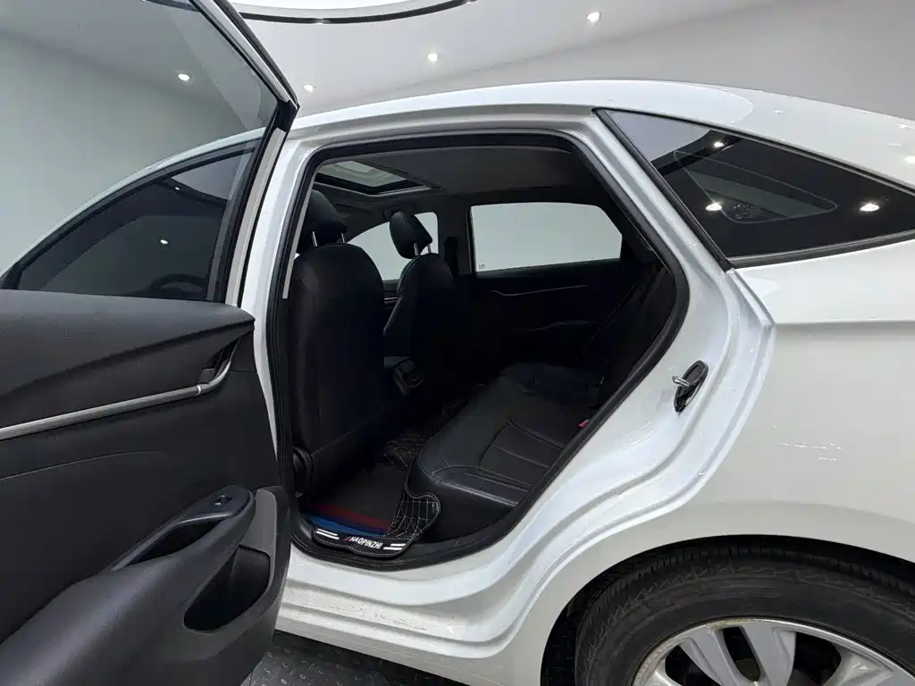 Buick Excelle — миниатюра 13
