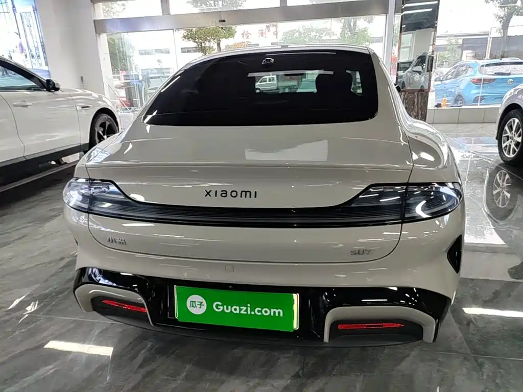 Xiaomi SU7 — миниатюра 6