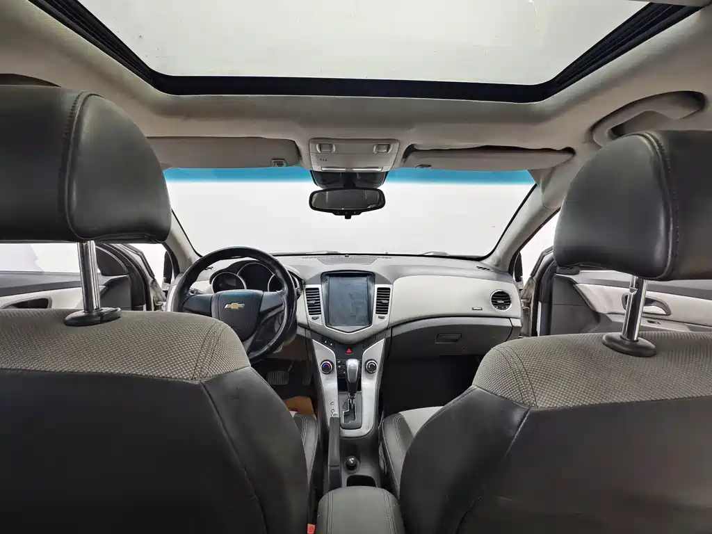 Chevrolet Cruze — миниатюра 10