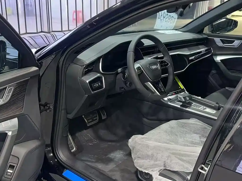 Audi A6L 2026 45 TFSI quattro