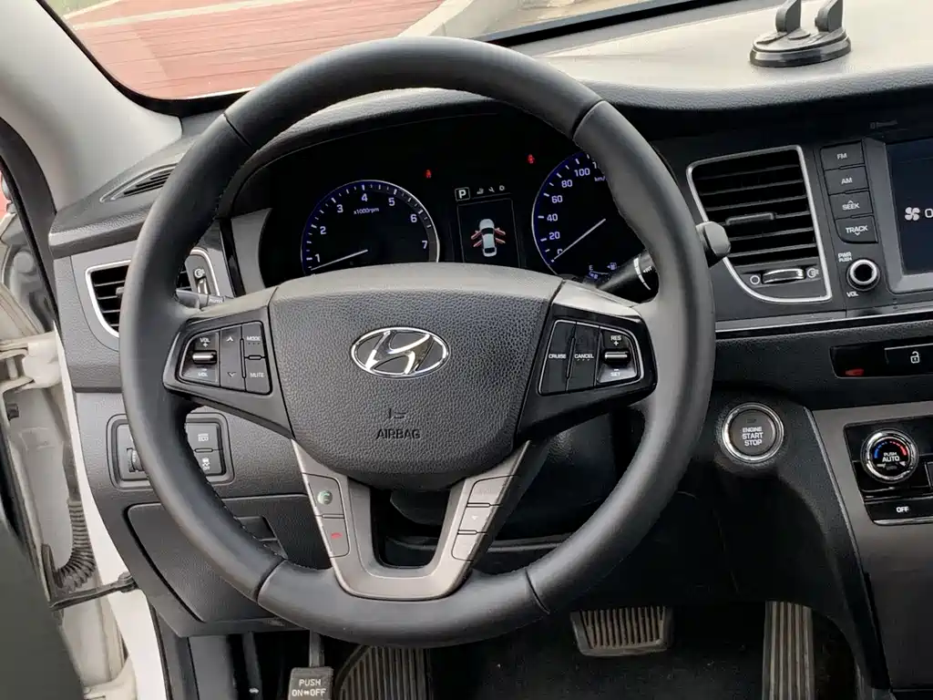 Hyundai Mistra — миниатюра 8