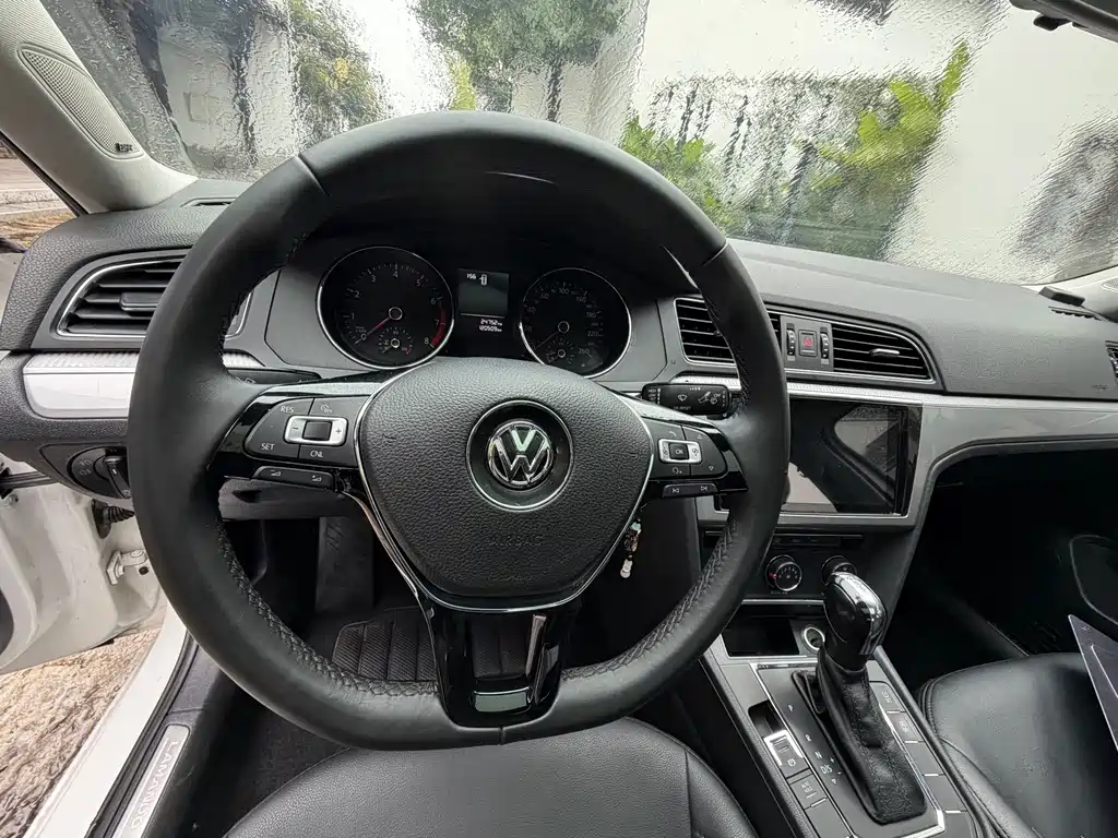 Volkswagen Lamando — миниатюра 17