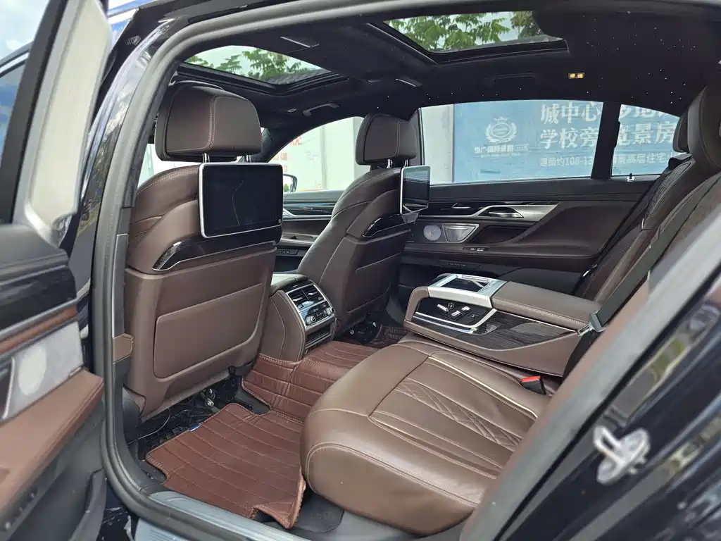 BMW 7 Series 7 2019 740Li Premium M Sport