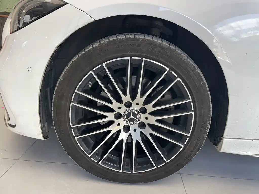 Mercedes-Benz C-Class — миниатюра 19