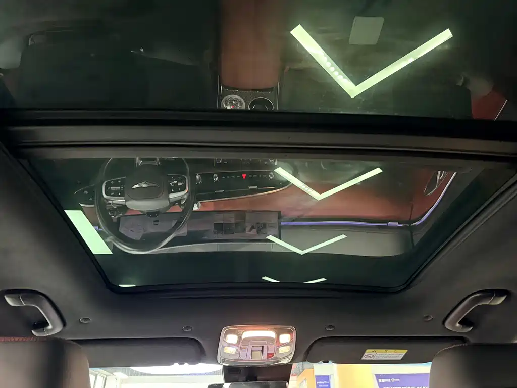 Genesis GV70 — миниатюра 17