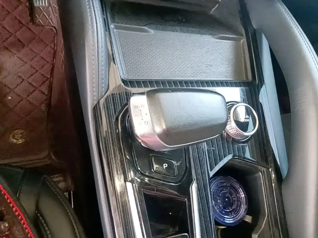 Geely Xingyue L — миниатюра 14
