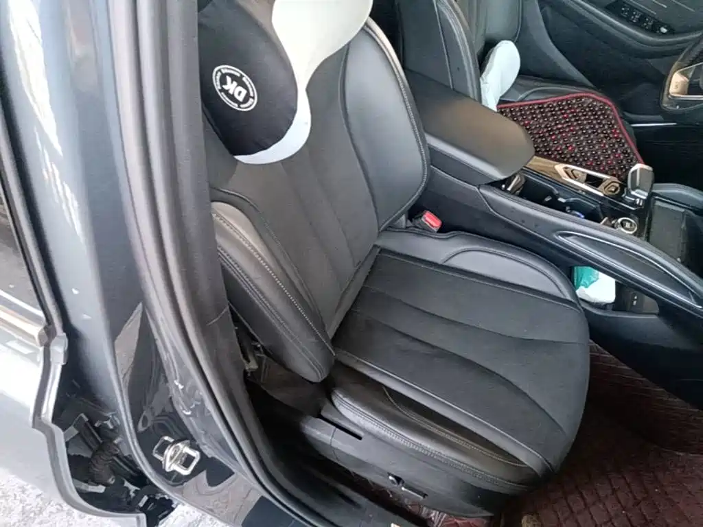 Geely Xingyue L — миниатюра 25
