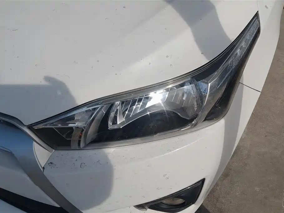 TOYOTA YARIS L ZHIXUAN