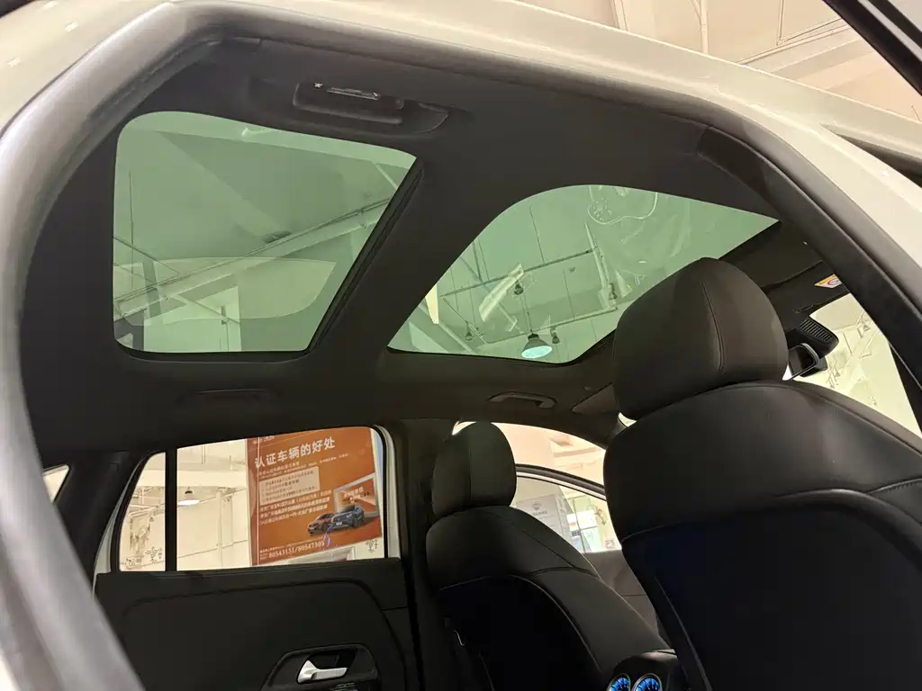 Mercedes-Benz GLA — миниатюра 18