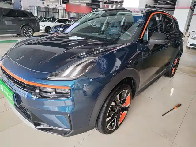 2022 Lynk & Co 06