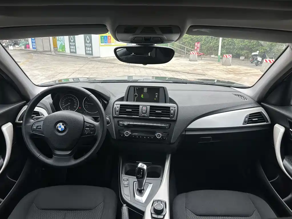 BMW 1 Series 1 2013 118i Lead