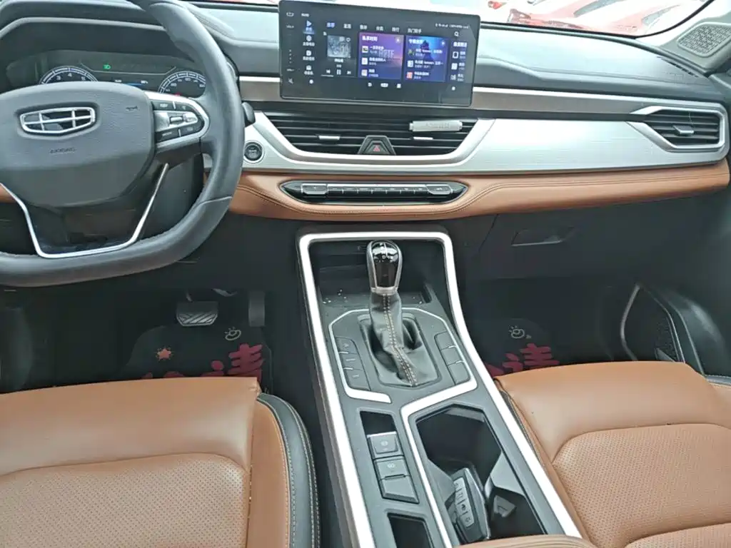 Geely Vision X6 — миниатюра 13