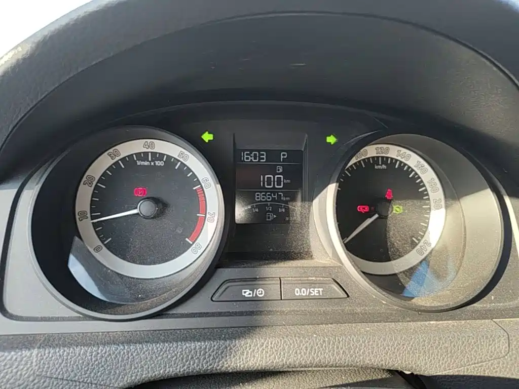 Skoda Rapid Spaceback — миниатюра 12