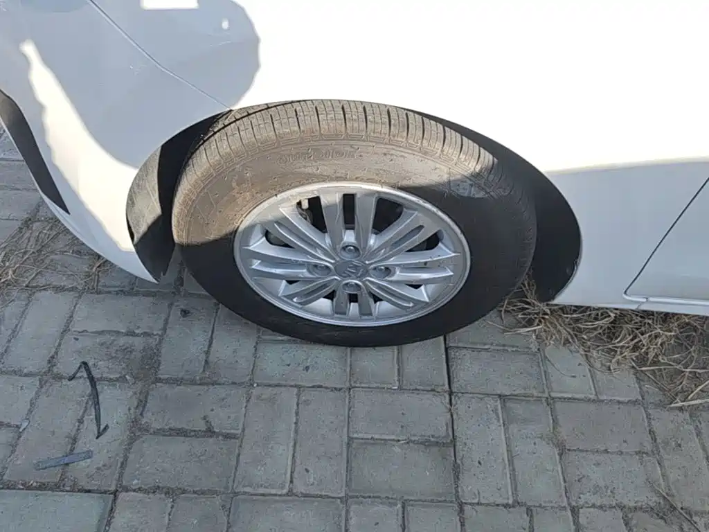 Kia Huanchi — миниатюра 23