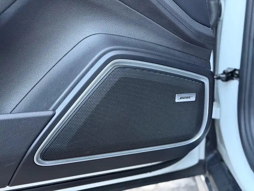 Porsche Panamera Hybrid — миниатюра 11