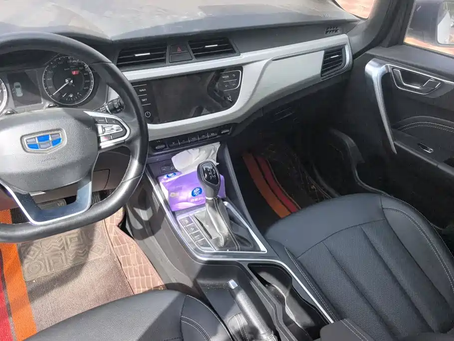 Geely Vision X3 — миниатюра 13