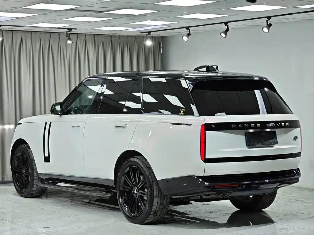 Land Rover Range Rover — миниатюра 4