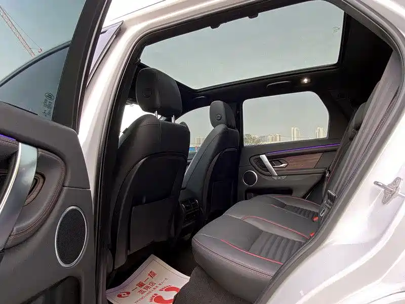 Land Rover Discovery Sport — миниатюра 11