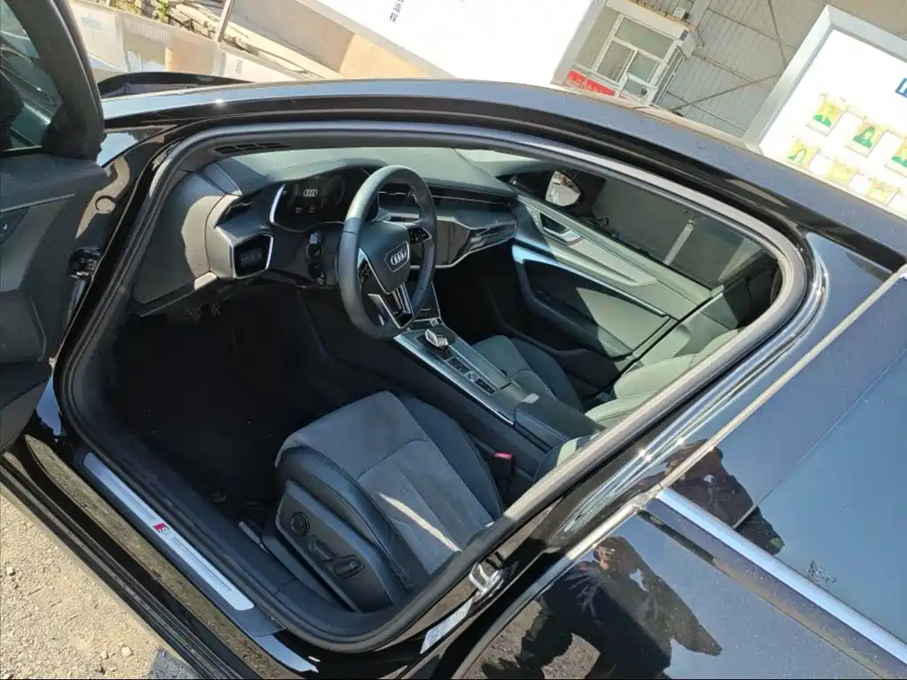 Audi A6L — миниатюра 5