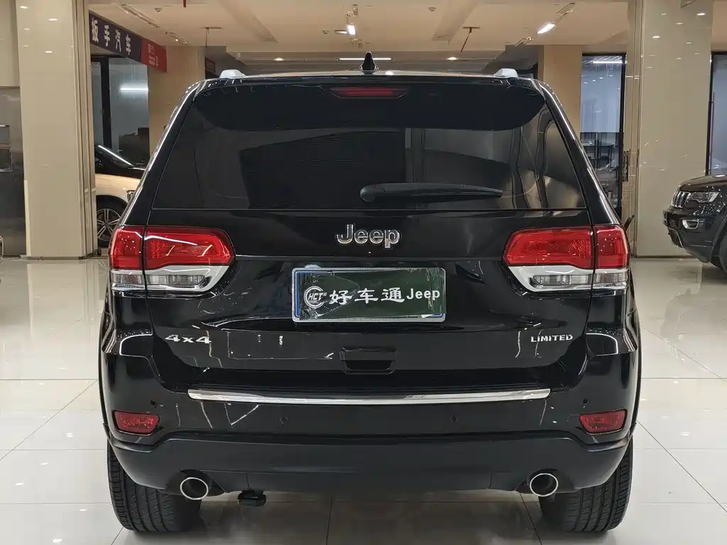 Jeep Grand Cherokee (Import) — миниатюра 15
