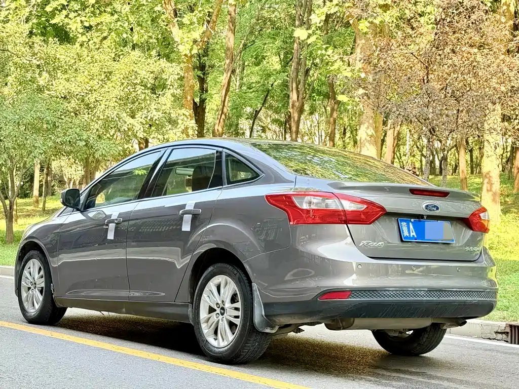 Ford Focus — миниатюра 4