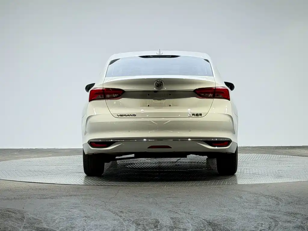 Buick Verano — миниатюра 6
