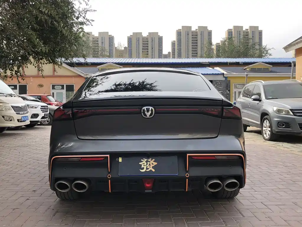 Changan UNI-V — миниатюра 4