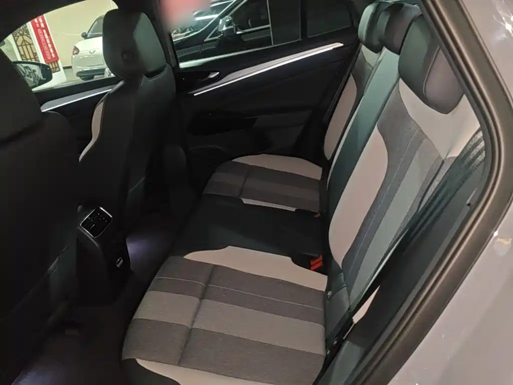 Volkswagen ID.4 Crozz — миниатюра 17