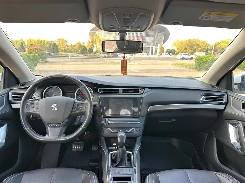 Peugeot 408 — миниатюра 9