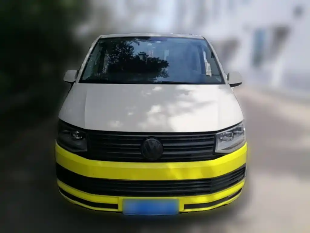 Volkswagen Multivan — миниатюра 5